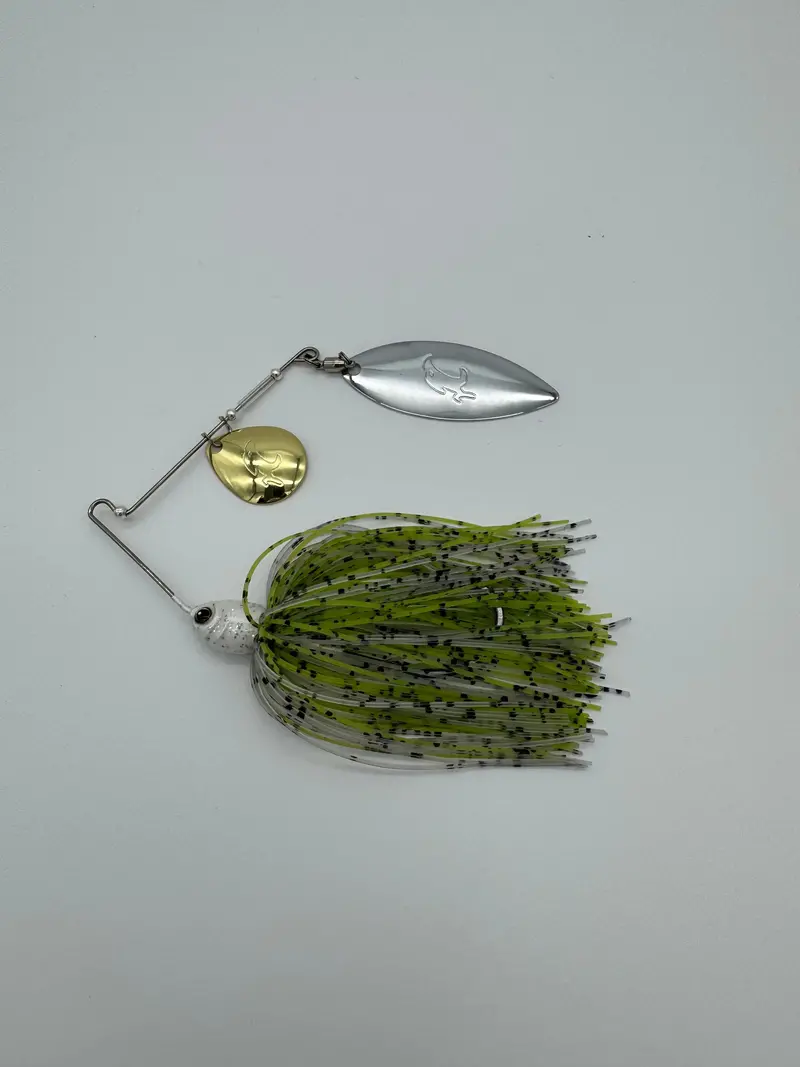 The Shredder Spinnerbait With Multi-Blade Design 1